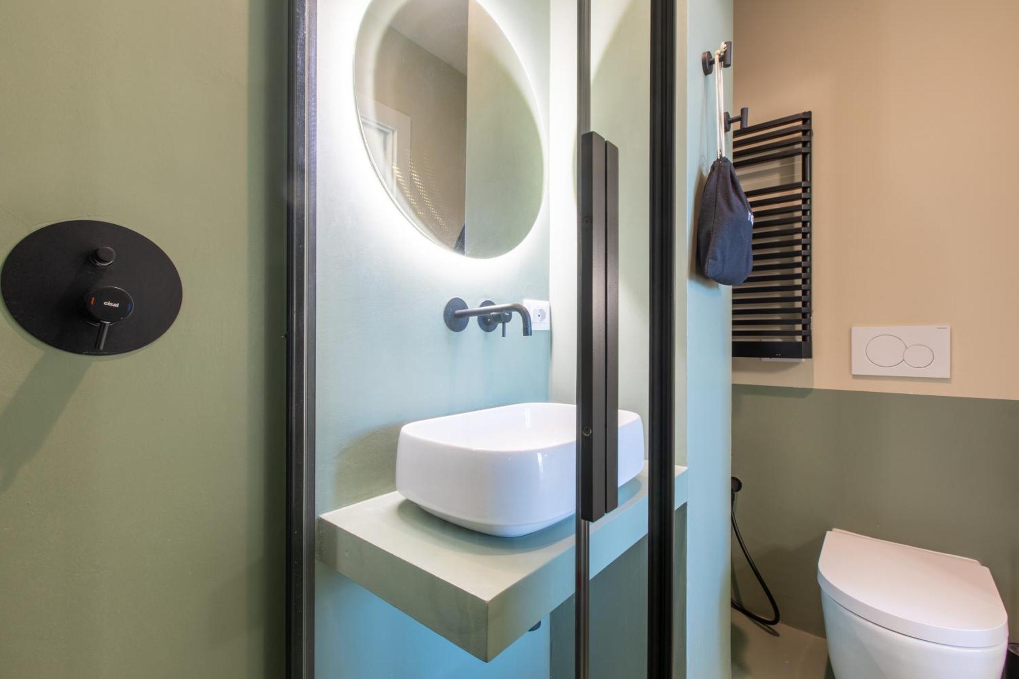 Daplace - Corso Sempione Suites Milan Bagian luar foto