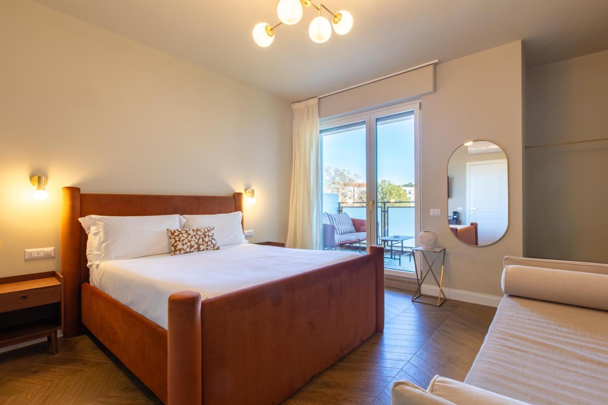 Daplace - Corso Sempione Suites Milan Bagian luar foto